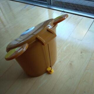 新品リラックマ ゴミ箱 フタ付きの画像