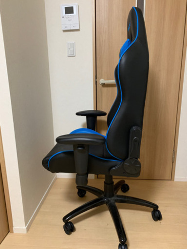 【AKRACING】ゲーミングチェア