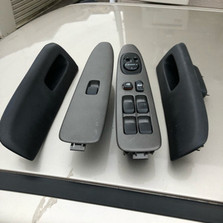 アルテッツァ フロントドアトリムカバー左右の画像