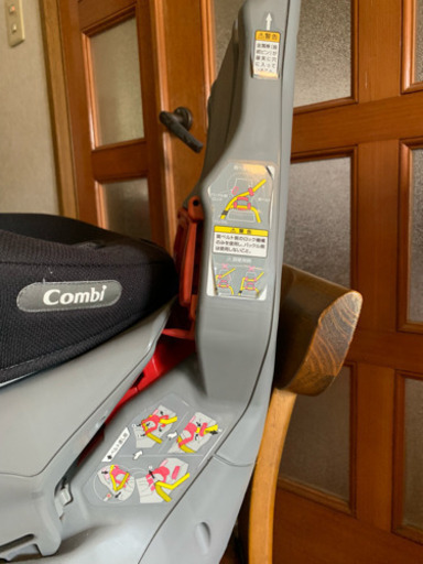 combi 回転式チャイルドシート