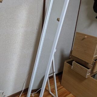 全身鏡(ホワイト)無料です。