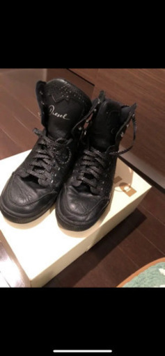 急いでます！DIESELハイカットのスニーカー24.5cm
