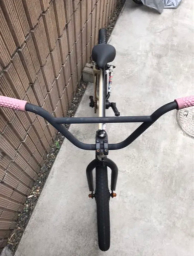 BMX ダーカスワン