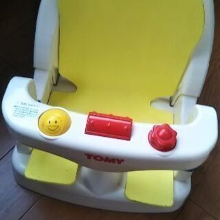 TOMYベビーバスチェアの画像