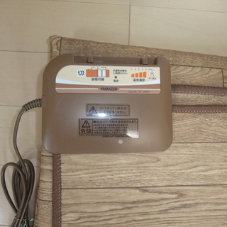 ホットカーペット　２畳用　フローリング調の画像