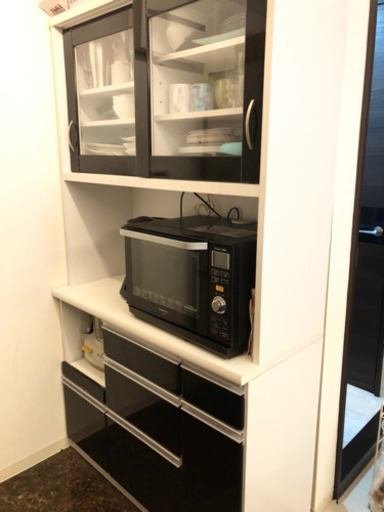 鏡面ブラックがオシャレな食器棚 105cm