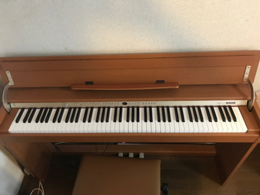 電子ピアノ
