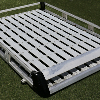 ルーフキャリアの画像