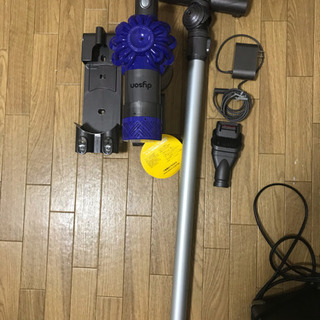 dyson v6 slim origin  美品です！