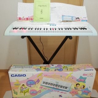 【値下げしました】CASIO　電子キーボード　LK-108　スタ...