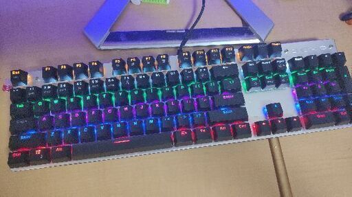 周辺機器 Mechanical RGB Keyboard