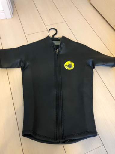 ウェットスーツ