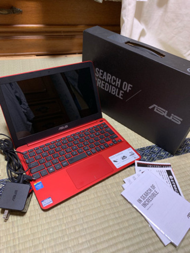 ノートパソコン  ASUS Eee Book  X205TA