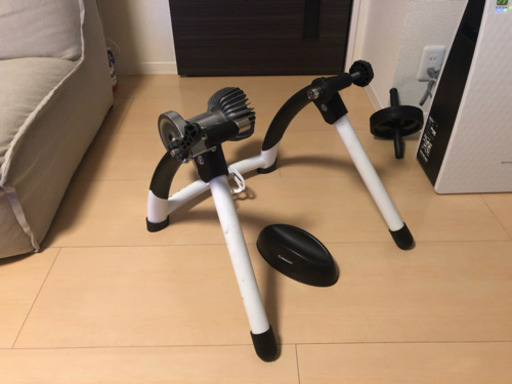 GIANT cyclotron 固定ローラー