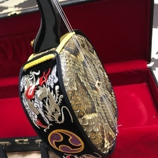 蛇皮 三線 ハードケース 爪 付属品つき