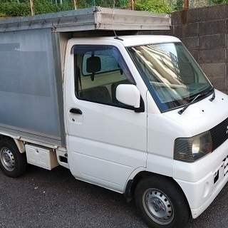 車両置き場工事のため処分　三菱ミニキャブトラック2台セット　箱と平ボディー　の画像
