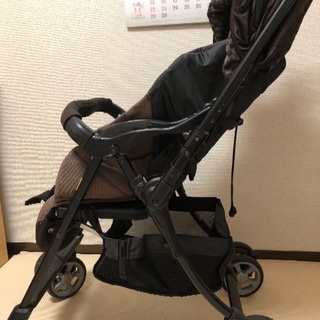 あげます。コンビ ディアグラッセ オート4キャス ベビーカーの画像