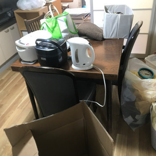 ダイニングテーブル 