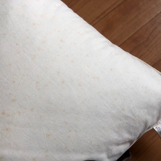 無印良品 ロングピローとカバーの2点セット ！薄シミあり！ ブラウン系の画像