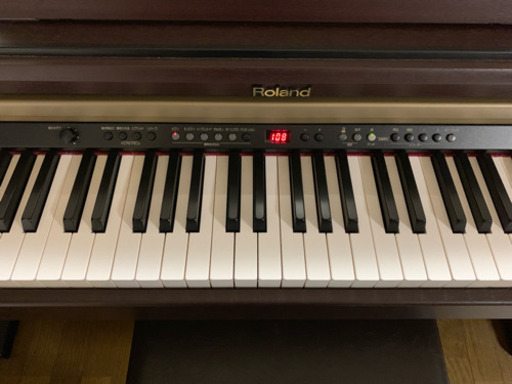 【値下げしました】ローランド  電子ピアノ 椅子付き 88鍵盤 04年製