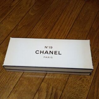 CHANEL 空き箱
