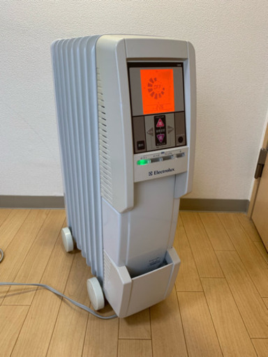 お取り置き中・Electroluxオイルヒーター