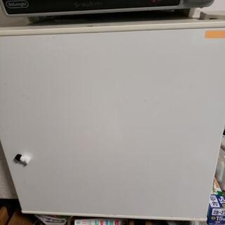 本日のみ500円！ユーイング　冷蔵庫　UR-D50F 2013年製