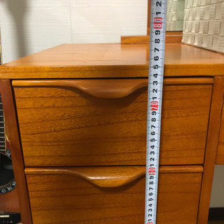 ☆カントリー調の化粧台です☆値下します！の画像