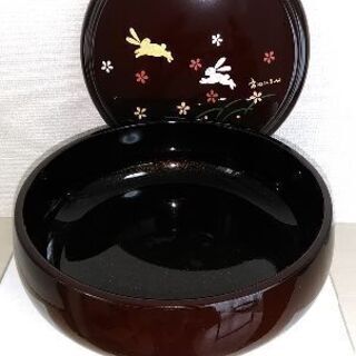 値下げ！【新品】市田ひろみプロデュース　お盆 &  菓子鉢（都月うさぎ）　1つ　1500円　の画像