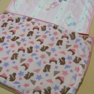 ベビー　夏冬毛布二枚　
