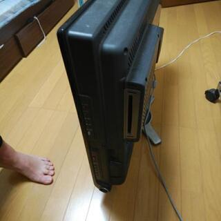 32型液晶テレビ