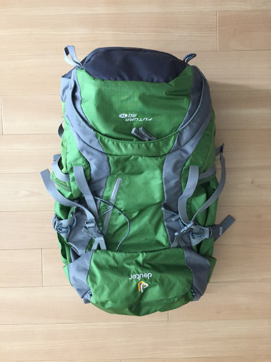 deuter ドイター 登山リュックサック30ℓ 雨カバー付き