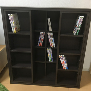 4段の漫画棚（ブラウン） 無料 取引中