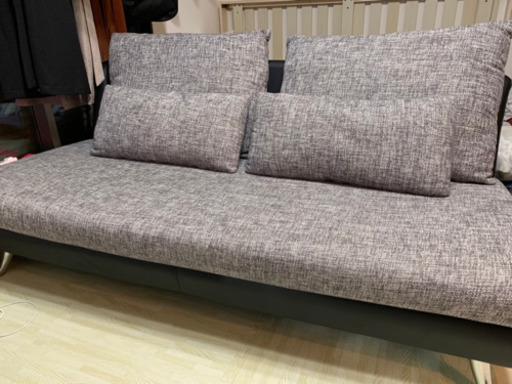 casacasa 3人掛けソファ 引越間近になったので値下げします