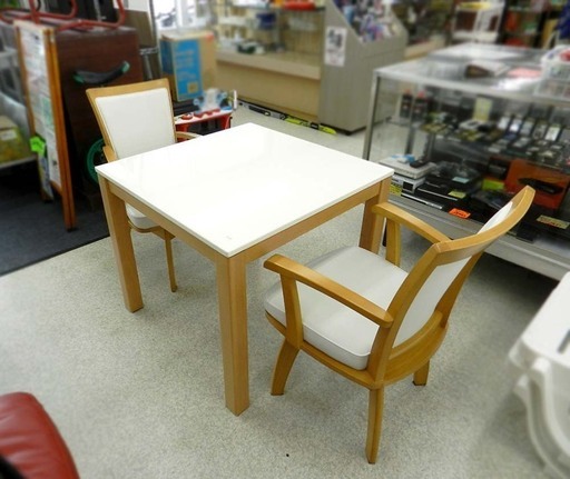 ニトリ 2人掛けダイニングセット ダイニングテーブル イス2脚 ホワイト/白 回転椅子 NITORI ☆ PayPay(ペイペイ)決済可能 ☆ 札幌市 北区 屯田