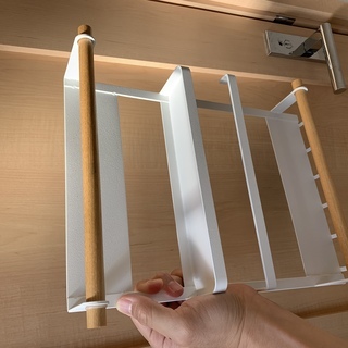 キッチン用品　冷蔵庫に貼るキッチンペーパーホルダー