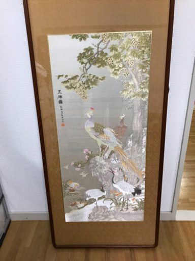 中国美術 乾隆 乙丑 刺繍入り 在銘 花鳥図