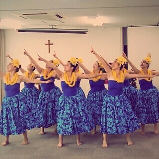 本気で楽しむフラ教室の画像