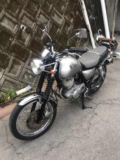 スズキ ボルティー 250 単気筒シングル ベース車