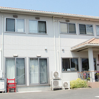 手厚い待遇の介護職です☆