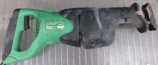 ☆	日立工機 HITACHI ハイコーキ HiKOKI CR13VC 電子セーバーソー◆ハイパワーモーターで速い切断スピード！