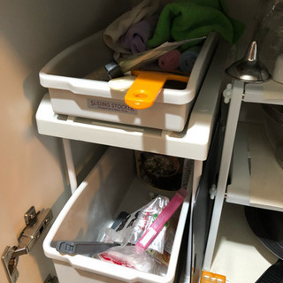 キッチン下レールストッカー（取り引き中です
