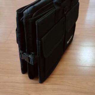 車用収納BOXの画像