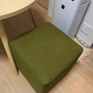 【まだ取引可能です】ダイニングテーブル（椅子付き） の画像