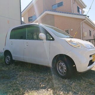 ライフ 12日で削除します。4WD 車検11月13なので格安で .名義変更自分でしてくださる方は、15000円でお譲りします。の画像