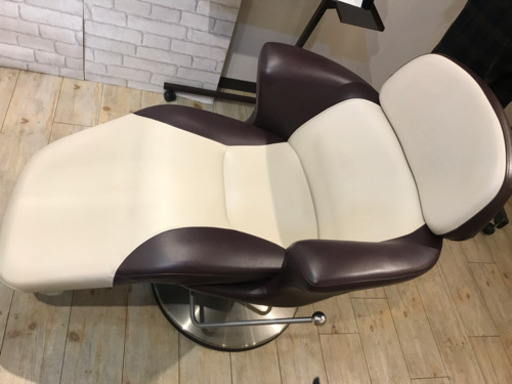 タカラベルモント  スタイリングチェア