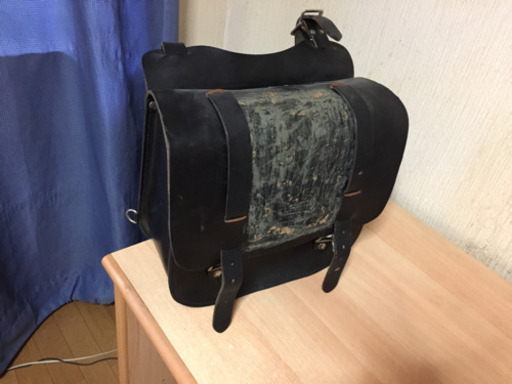 【ジャンク】ハーレーなどバイク用本革サイドバッグ（片側のみ）