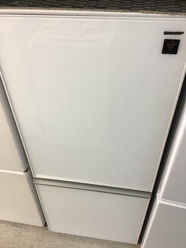 【送料無料・設置無料サービス有り】冷蔵庫 2017年製 SHARP SJ-GD14C-W 中古