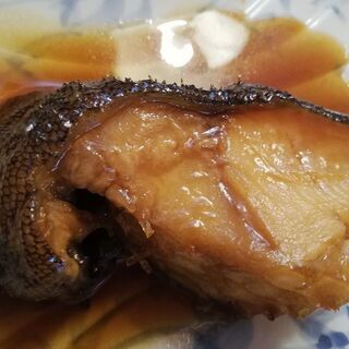 もてなしや　特選もてなしや煮魚御膳(銀ダラとお刺身の盛合せ)