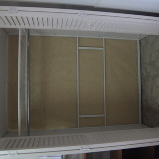 クローゼット　折りたたみドア式　の画像